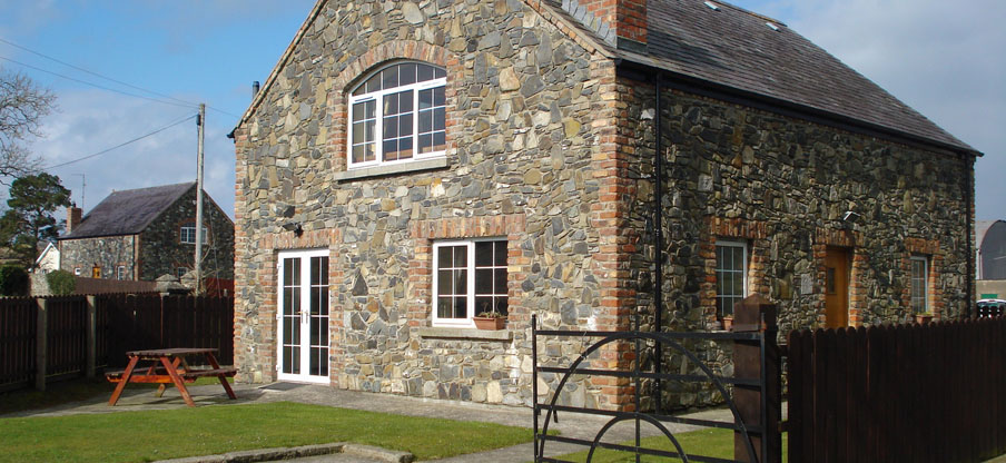Dovedale Cottage Photo - Outside