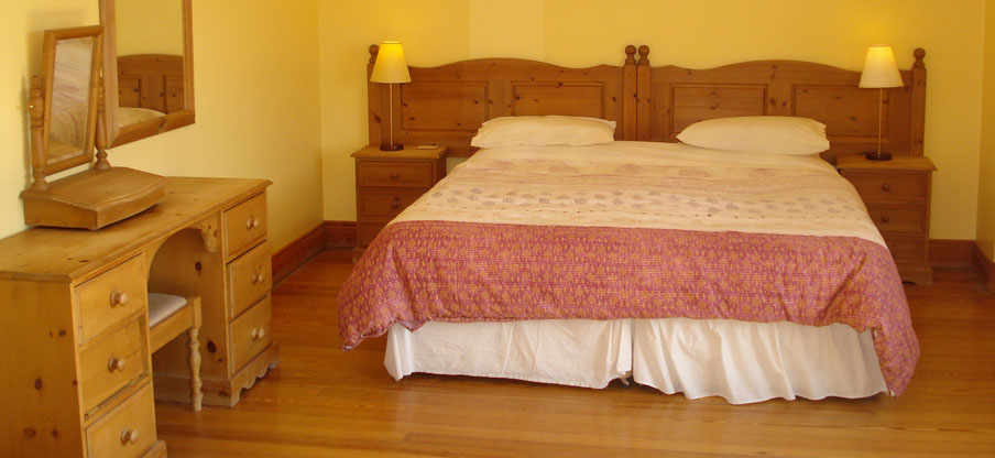 Dovedale Cottage Photo - Bedroom1
